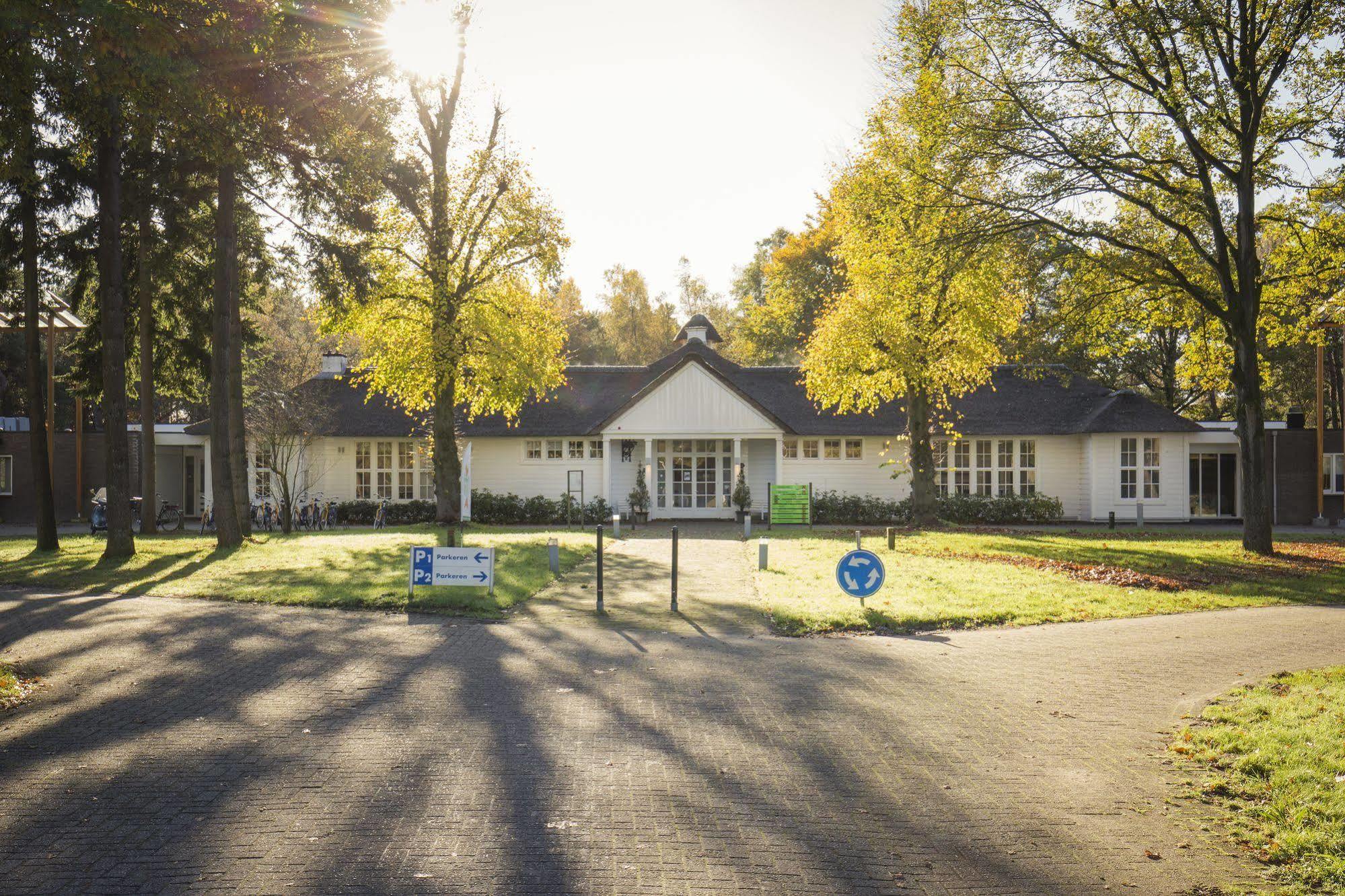 Landgoed Isvw Hotell Leusden Exteriör bild